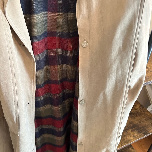 Vintage lined trench coat - Picture 6 of 12